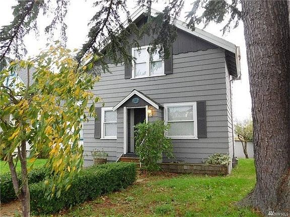 3rd image of 2515 Oakes Ave APT 4