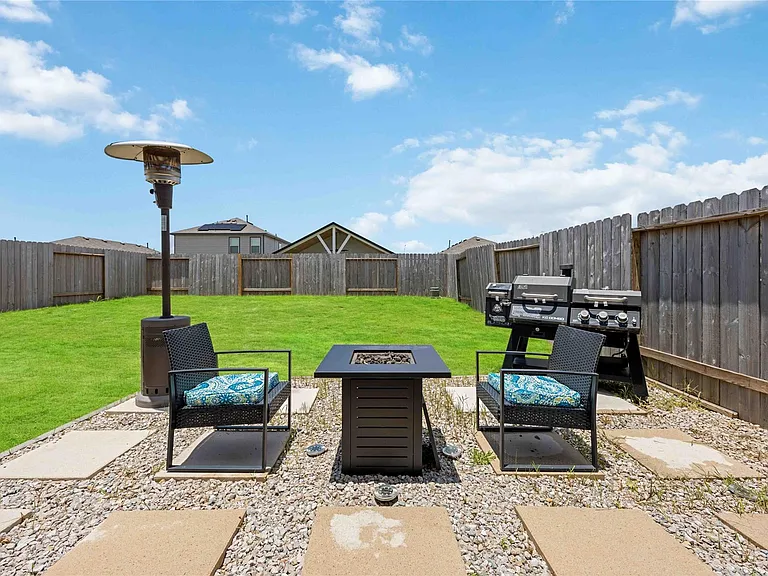 10527 Meadow Saffron Dr — Photo 26