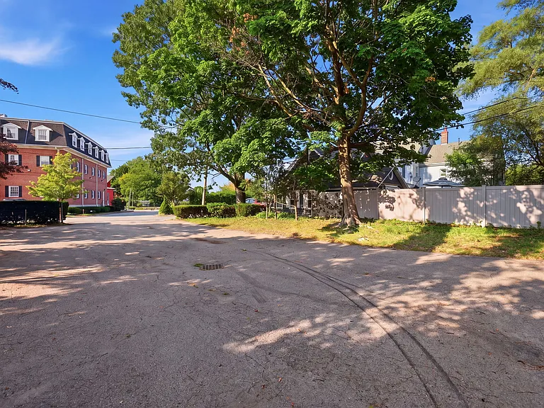 1110 Washington St — Photo 31