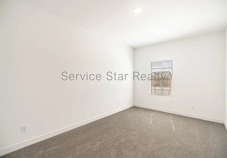 16635 N Lunar St — Photo 15