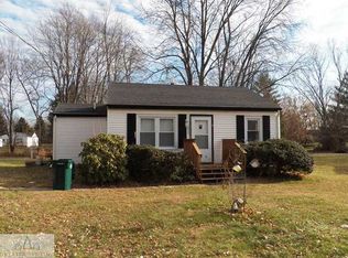 6509 Sommerset Rd, Lansing, MI 48911