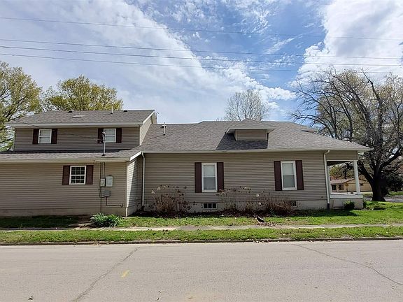 4th image of 800 S Granger St
