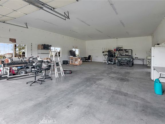 3rd image of 12000 Nacimiento Rd