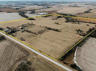 19666 SW 114th St, Crete, NE 68333