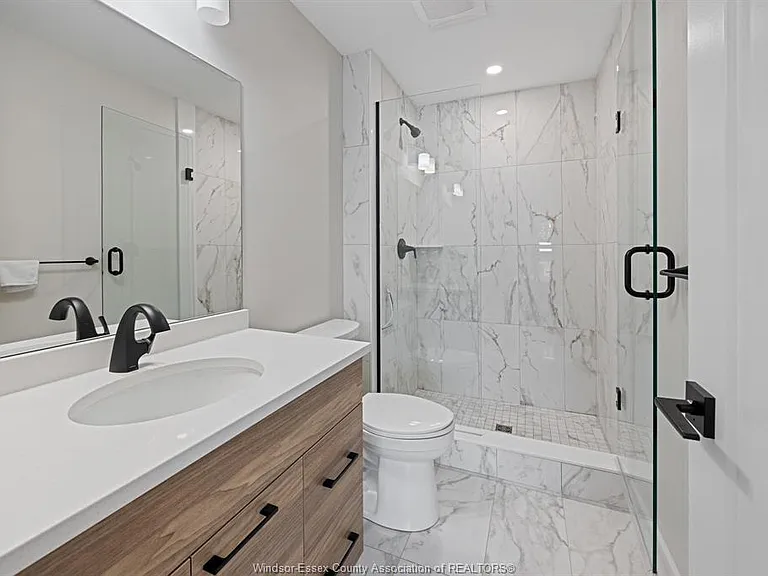 224 Main St E #602 — Photo 13