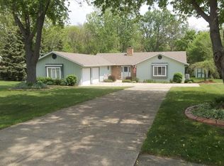 933 Glenn Ave, Washington Court House, OH 43160