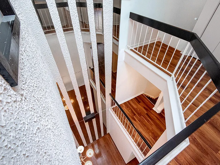 18153 Tunstall Dr — Photo 25