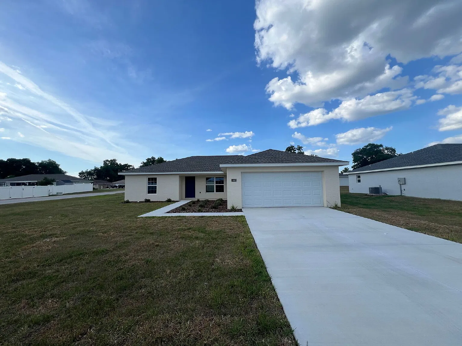 3 bed, 2.0 bath, 1569 sqft, $1,795 — Photo 4