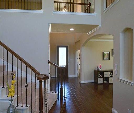 3rd image of 9813 Baltic Ln