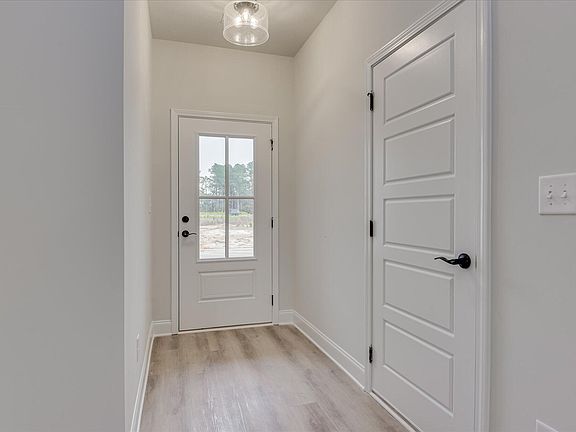 5th image of 345 Bay Meadows Drive