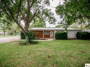 1403 Harris Hill Rd, San Marcos, TX 78666