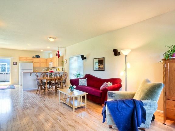 2nd image of 2446 NE Iverson Ln