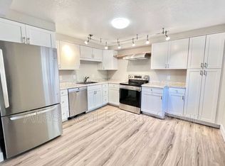 301 Columbia Rd APT 2, Colorado Springs, CO 80904