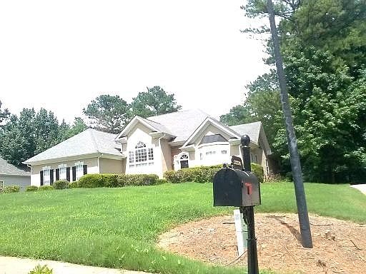 2nd image of 3220 Thorneridge Trl