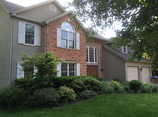 2667 Timberglen East Dr, Wexford, PA