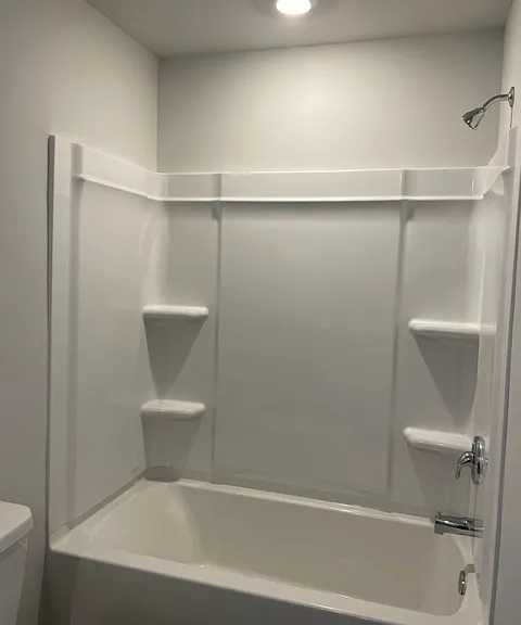129 Hoffman Park Dr — Photo 23