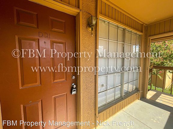 2nd image of 800 N Clay St #D21