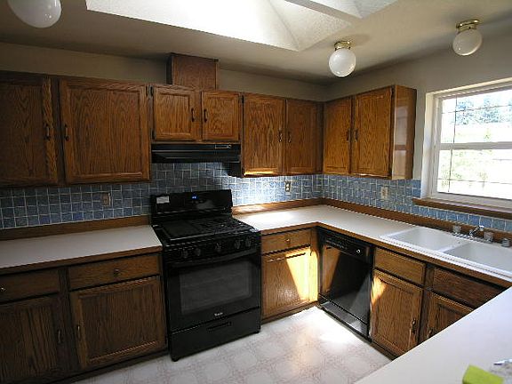 4th image of 10609 93rd Street Ct SW