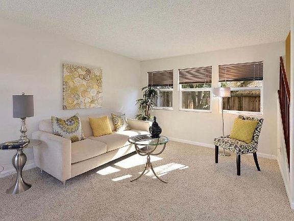 4th image of 8355 Windmill Farms Dr