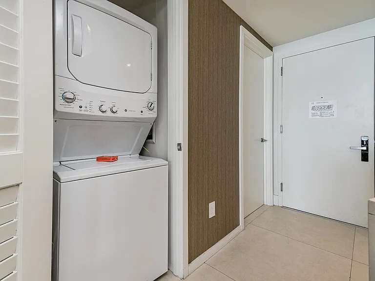 Washer/Dryer