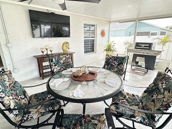 3rd image of 4331 SW Calah Cir #1
