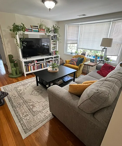Taylor St — Photo 14