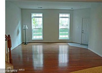 2nd image of 2557 Eastbourne Dr