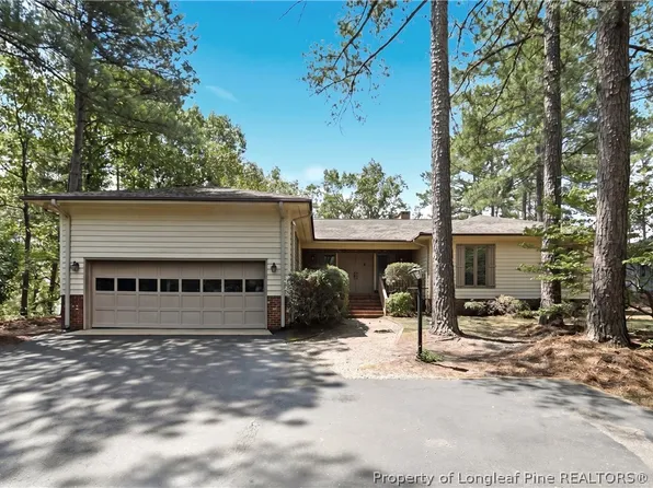 125 Fairway Ln, Sanford, NC 27332