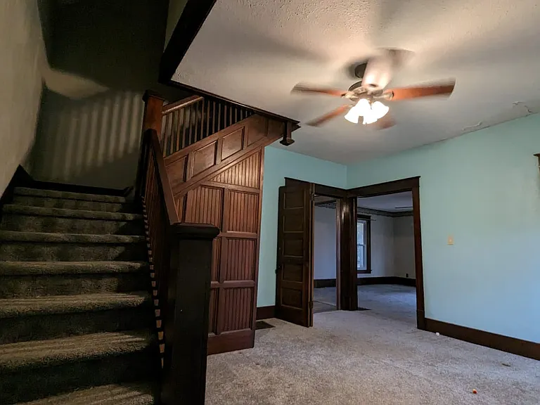 2144 S Country Club Rd — Photo 8