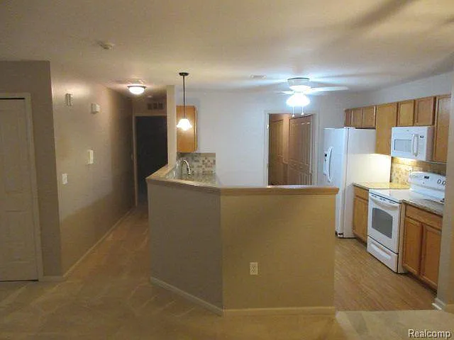 4192 Berkeley Ave — Photo 11