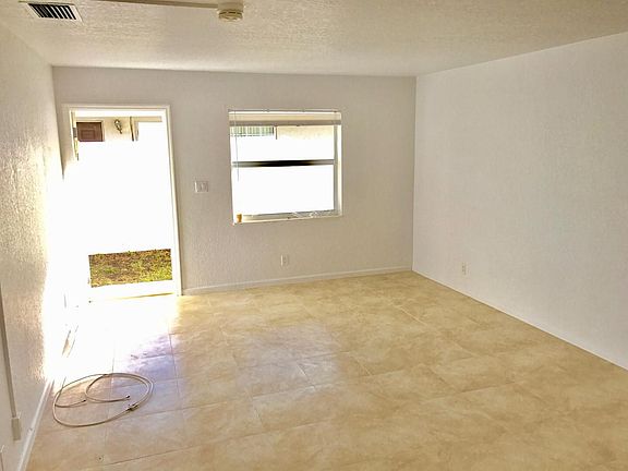 2nd image of 304 SE 9th Ave APT 3A