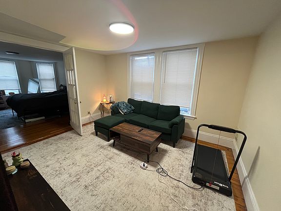 4th image of 78 Hyde Park Ave APT 1