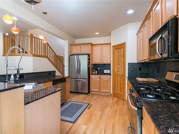 4th image of 5637 Old Settler Dr