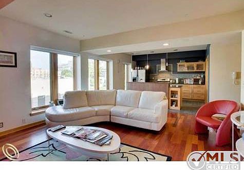434 West Alexandrine Detroit-sma