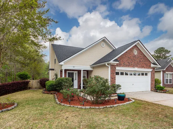 201 Island Green Rd, Goose Creek, SC 29445