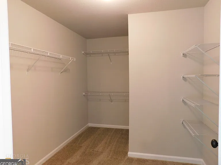 2214 Savannah Dr — Photo 12