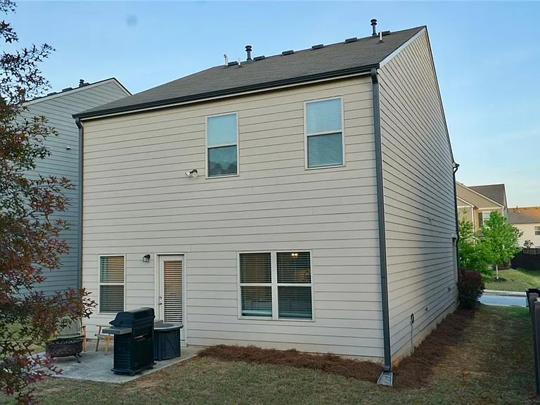 126 Auburn Crossing Dr — Photo 42