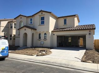 743 Iris Dr, Vacaville, CA 95687