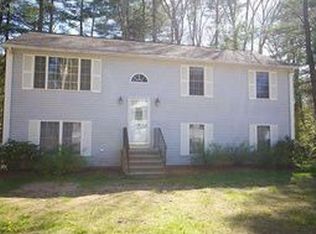 39 Power Ln, Burrillville, RI 02830