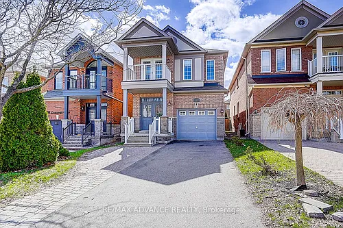 137 Laramie Cres Photo 1