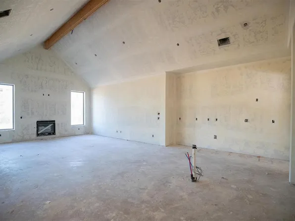 14001 Willow Ln, Edmond, OK 73049