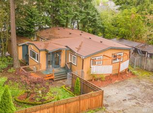 204 N 195th St, Shoreline, WA 98133