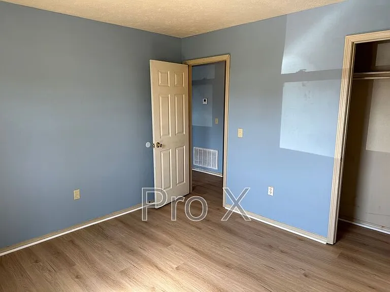 121 Elm St #2-1-4 — Photo 9
