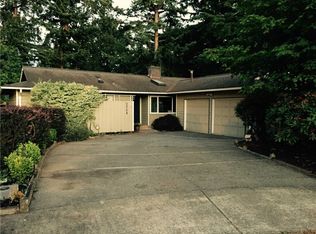 2724 E Crestline Dr, Bellingham, WA 98226