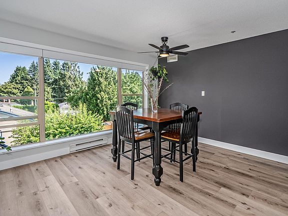 4th image of 33731 Marshall Rd #304