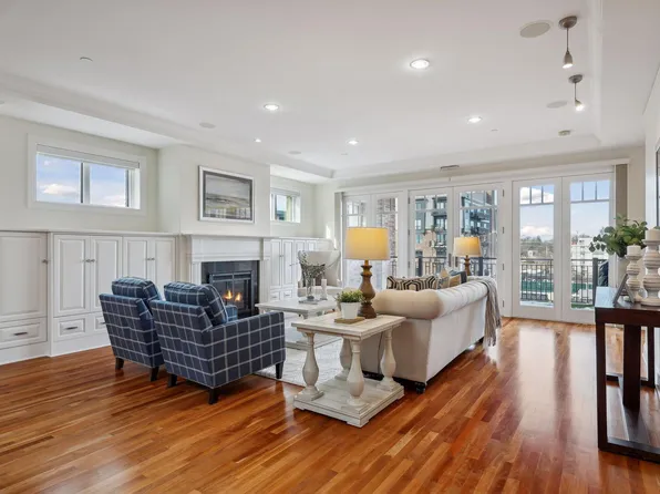 5000 France Ave S Unit 42, Edina, MN 55410