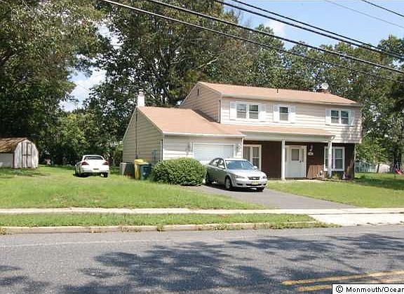 2nd image of 149 Spruce St