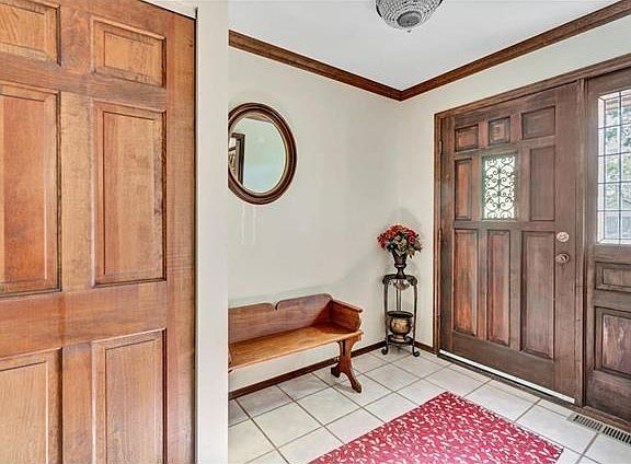 3rd image of 4633 Aspen Hollow Dr