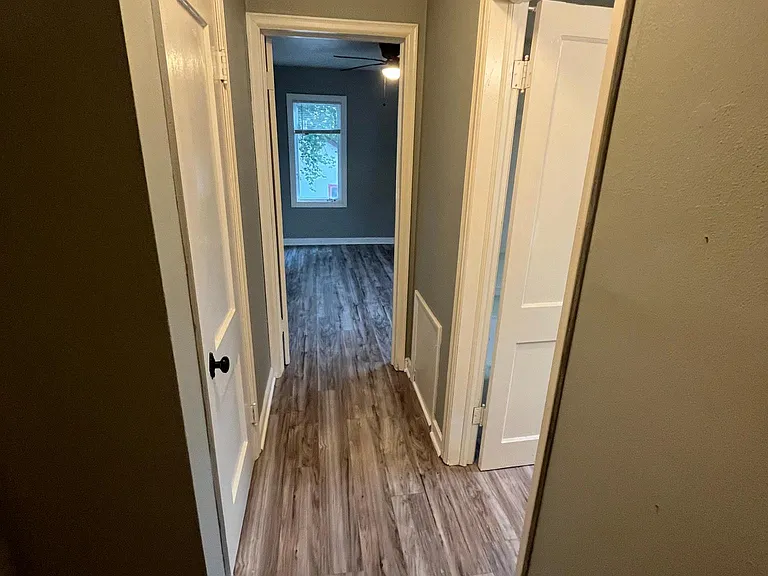 254 2nd Ave S #2 — Photo 3