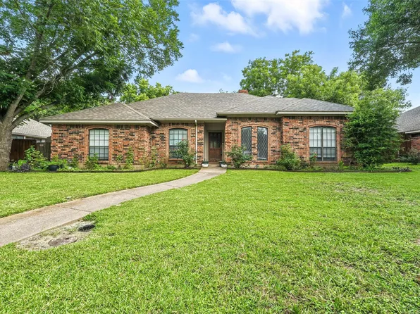 732 Heather Knoll Dr, Desoto, TX 75115
